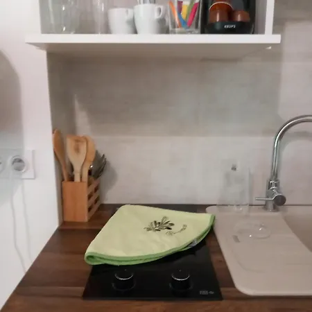 Apartment Les Garrigues Nimes